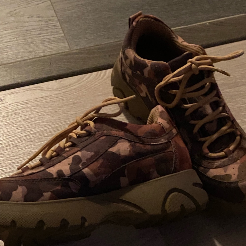 Steve Madden Boots
